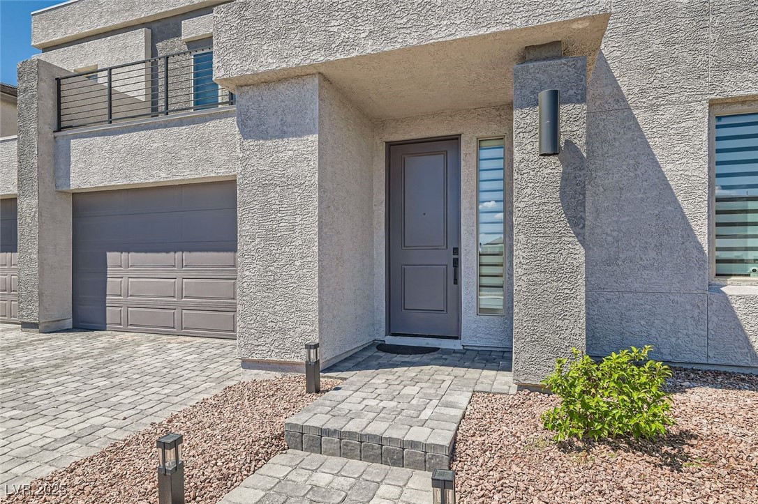 6682 Zorya Rise Avenue Las Vegas NV 89139