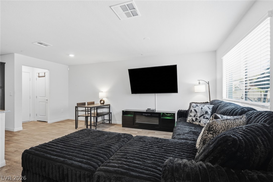 2845 Dover White Court North Las Vegas NV 89086