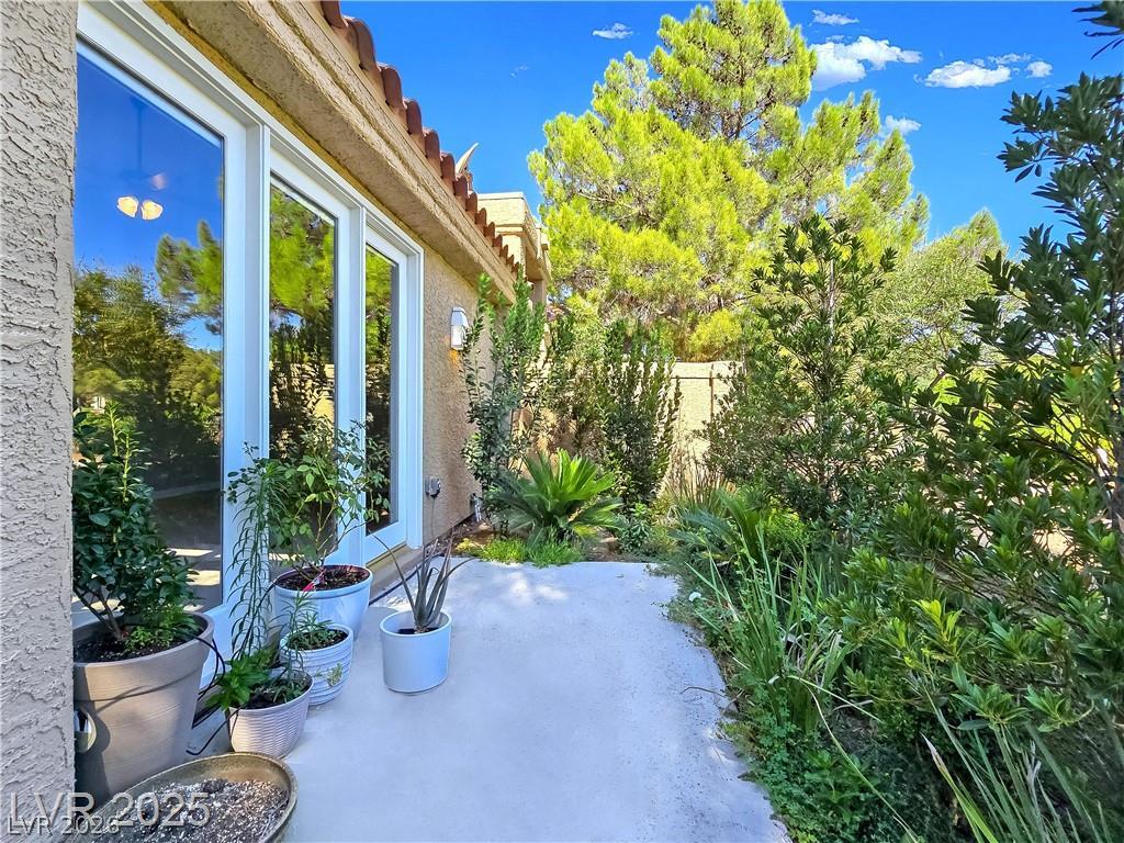 5008 Shoal Creek Circle Las Vegas NV 89113