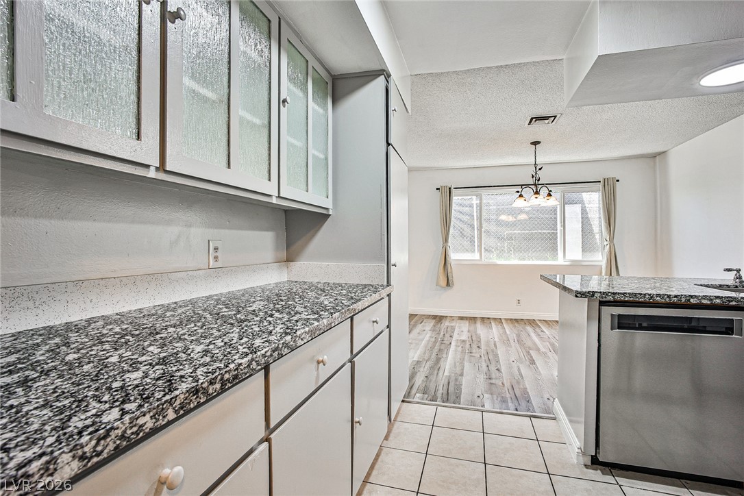 1320 Robin Street Las Vegas NV 89106