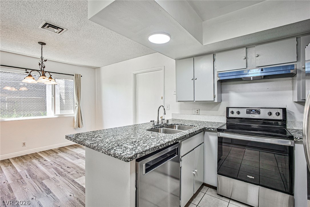 1320 Robin Street Las Vegas NV 89106