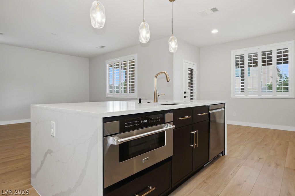 10327 Parkview Mountain Avenue Las Vegas NV 89166