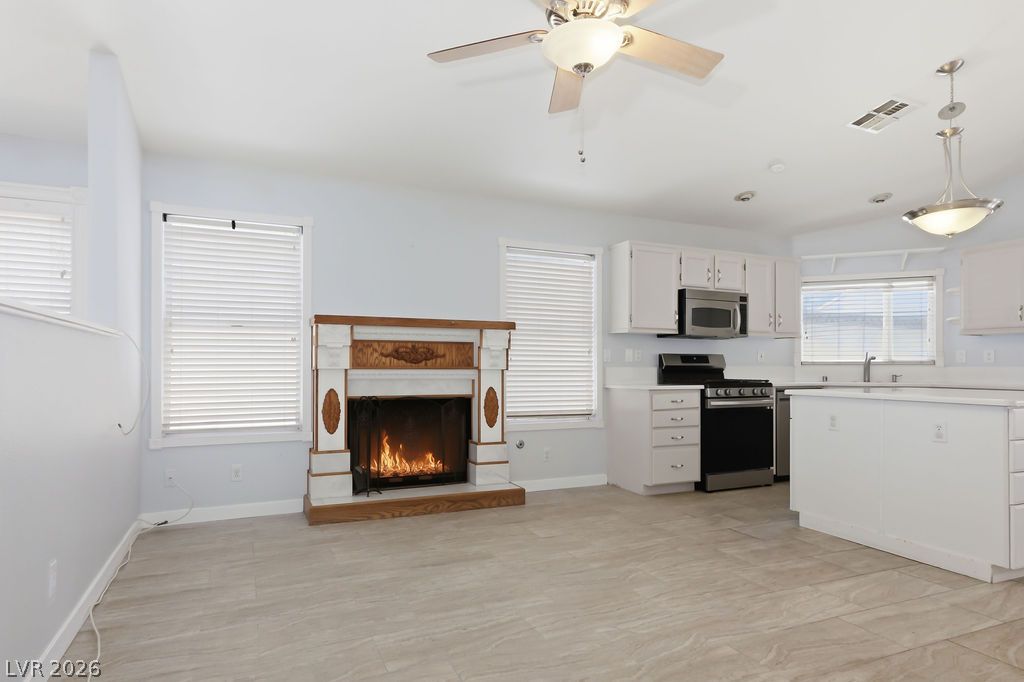 8220 James Grayson Drive Las Vegas NV 89145