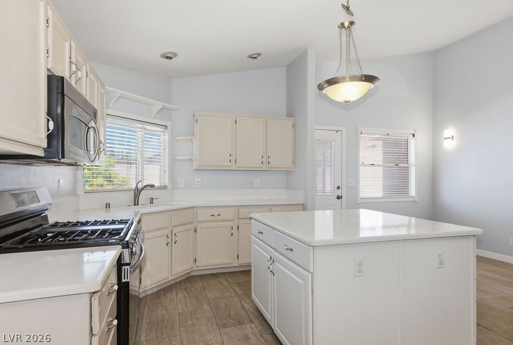8220 James Grayson Drive Las Vegas NV 89145