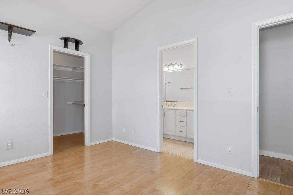 8220 James Grayson Drive Las Vegas NV 89145