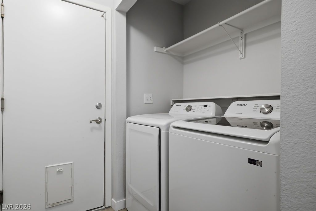 8220 James Grayson Drive Las Vegas NV 89145