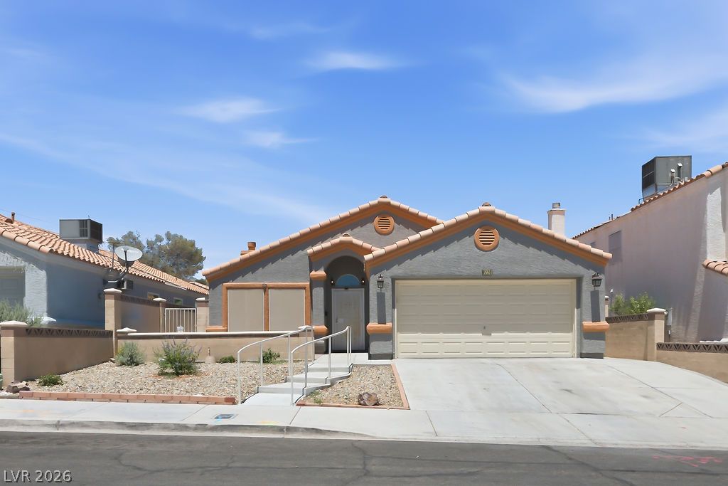 8220 James Grayson Drive Las Vegas NV 89145