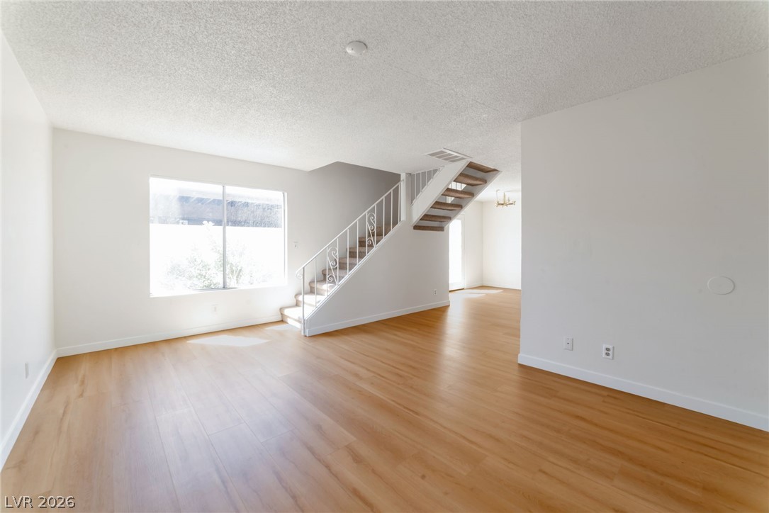 5831 Bromley Avenue Las Vegas NV 89107