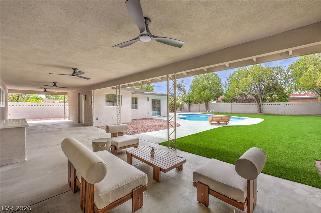2411 Laurie Drive Las Vegas NV 89102