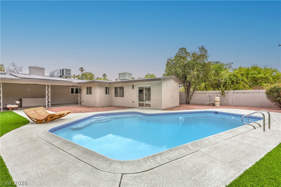 2411 Laurie Drive Las Vegas NV 89102
