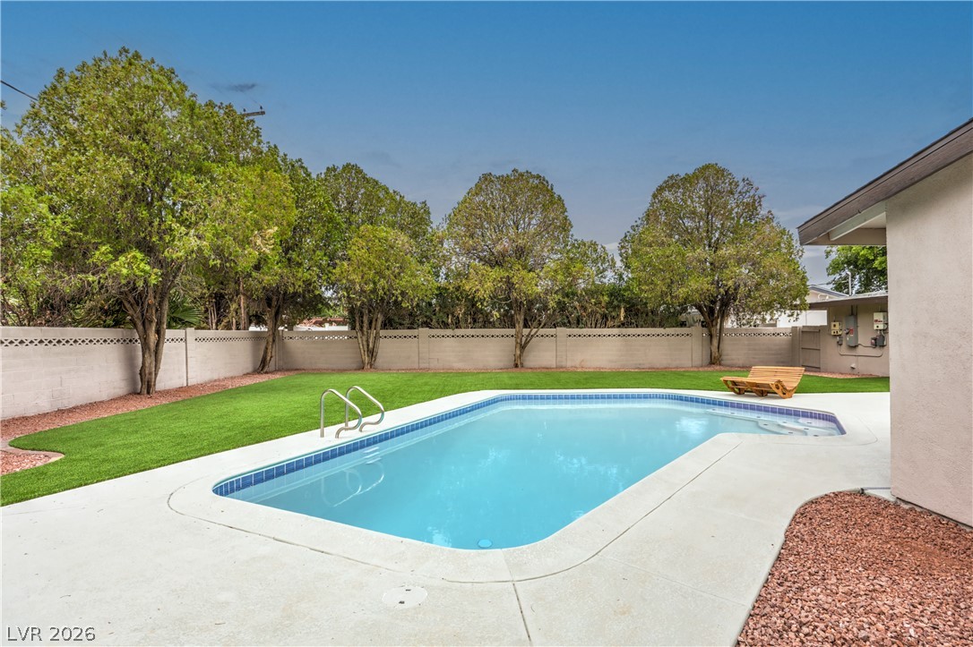 2411 Laurie Drive Las Vegas NV 89102