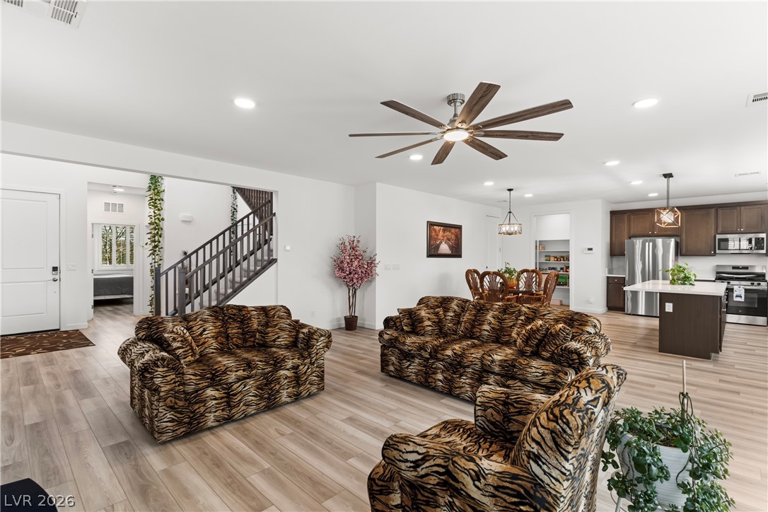 1422 Crimson Sunbird Avenue North Las Vegas NV 89084
