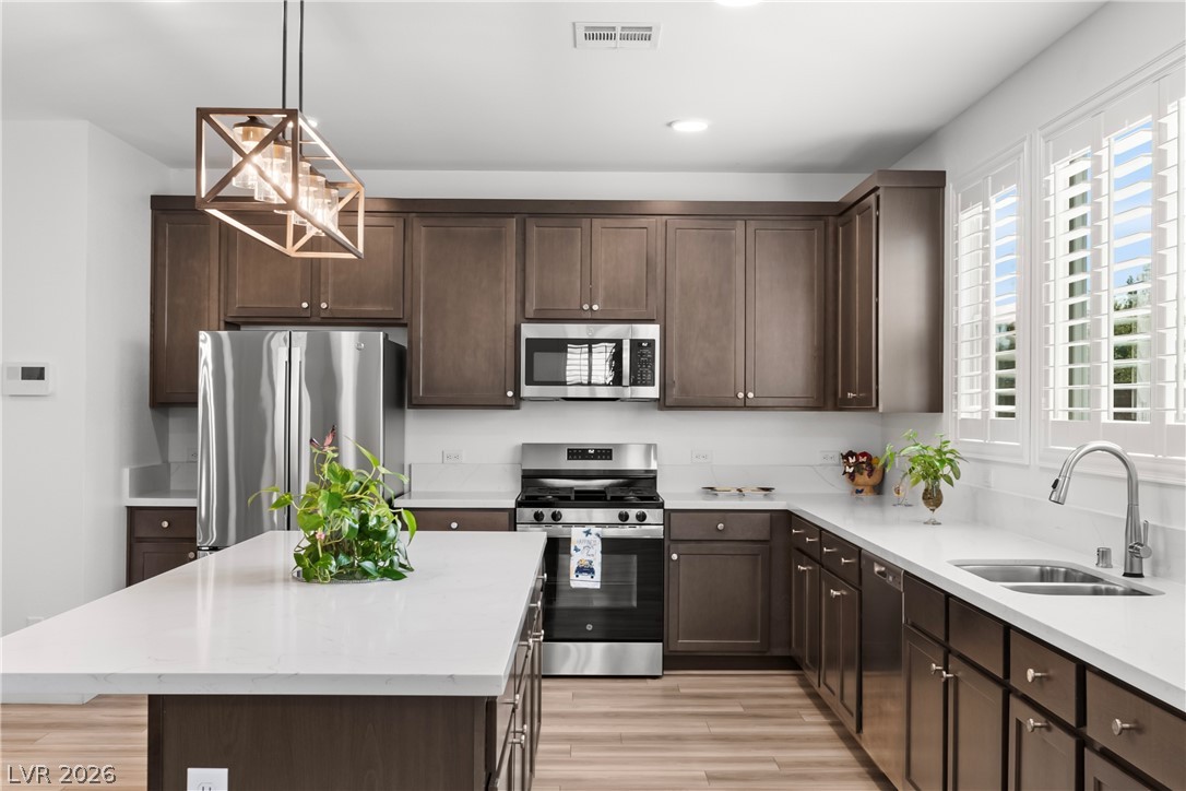 1422 Crimson Sunbird Avenue North Las Vegas NV 89084