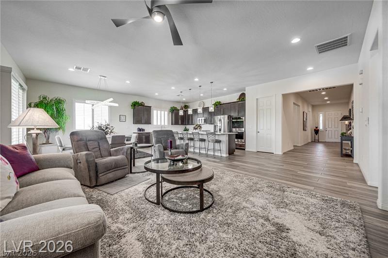 6225 Gambetta Street Las Vegas NV 89115