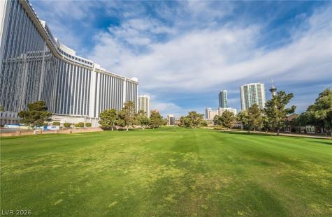 976 Pinehurst Drive Las Vegas NV 89109