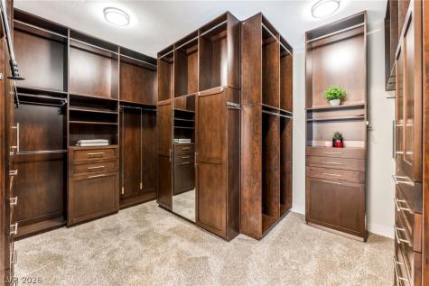 976 Pinehurst Drive Las Vegas NV 89109