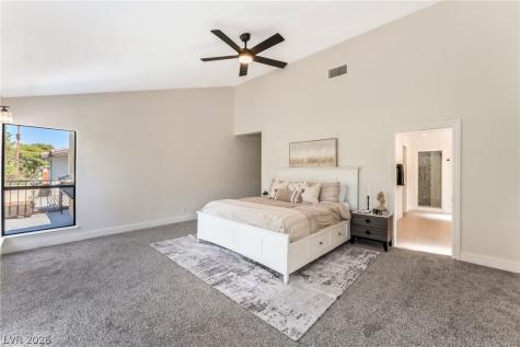 976 Pinehurst Drive Las Vegas NV 89109