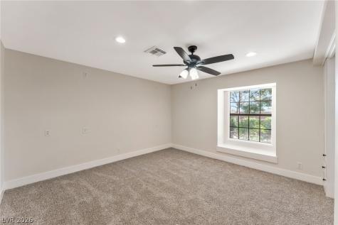 976 Pinehurst Drive Las Vegas NV 89109