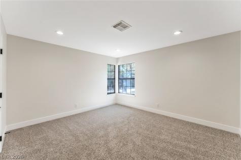 976 Pinehurst Drive Las Vegas NV 89109