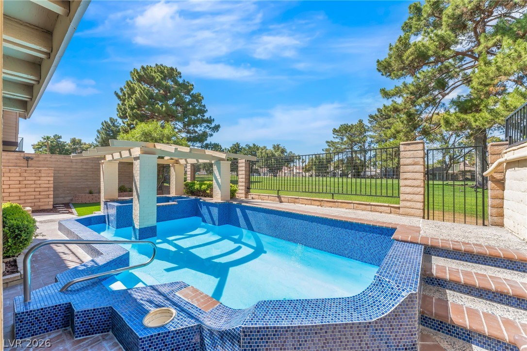 976 Pinehurst Drive Las Vegas NV 89109