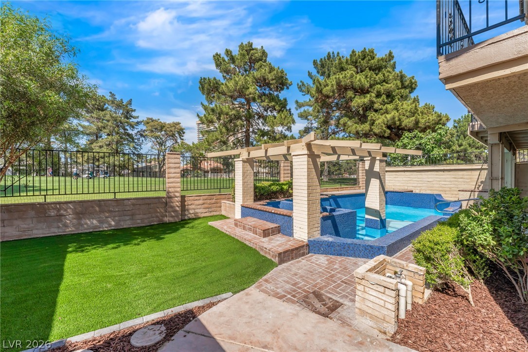 976 Pinehurst Drive Las Vegas NV 89109