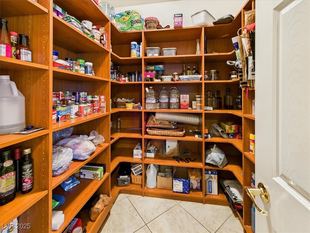 321 Whispering Tree Avenue Las Vegas NV 89183