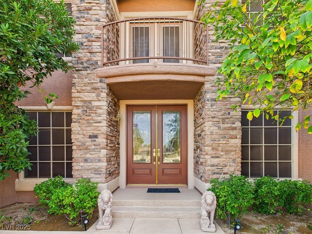 321 Whispering Tree Avenue Las Vegas NV 89183