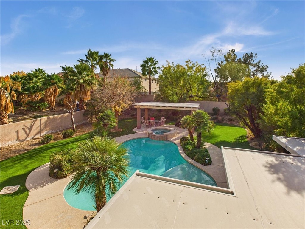 321 Whispering Tree Avenue Las Vegas NV 89183