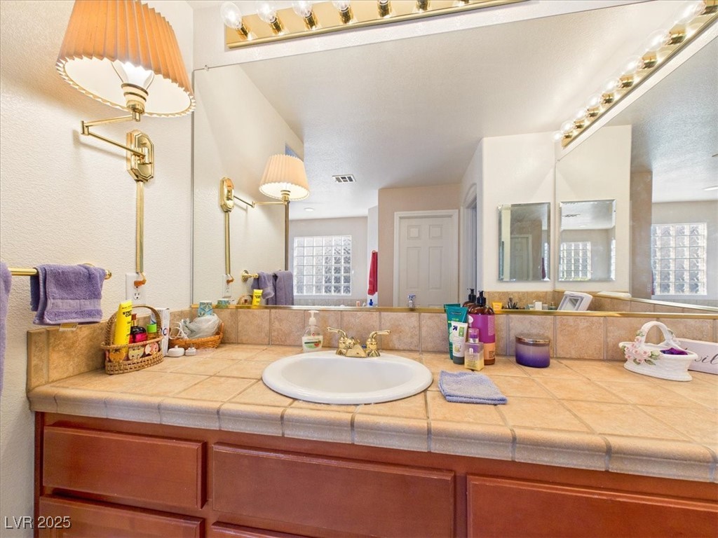 321 Whispering Tree Avenue Las Vegas NV 89183