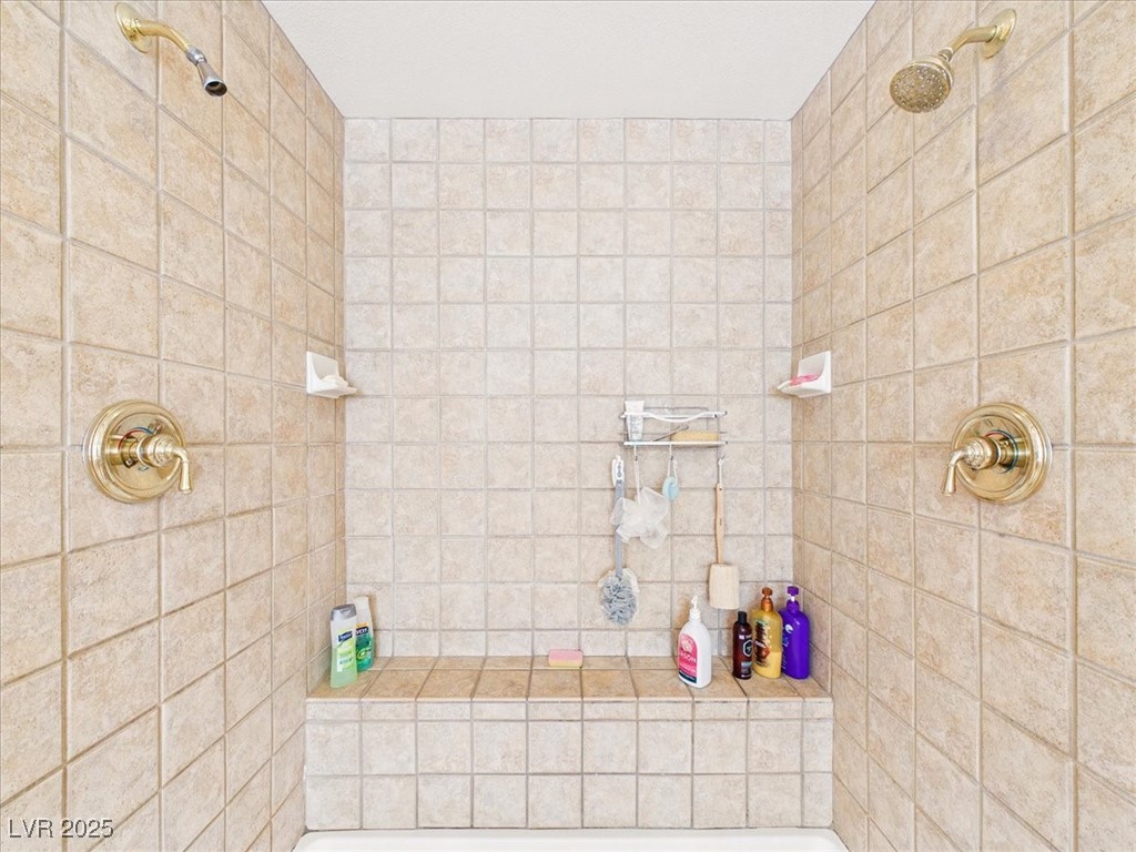 321 Whispering Tree Avenue Las Vegas NV 89183