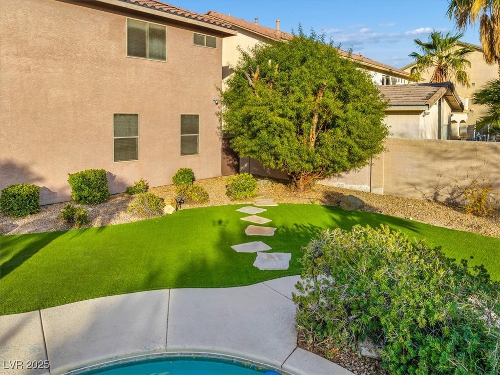 321 Whispering Tree Avenue Las Vegas NV 89183