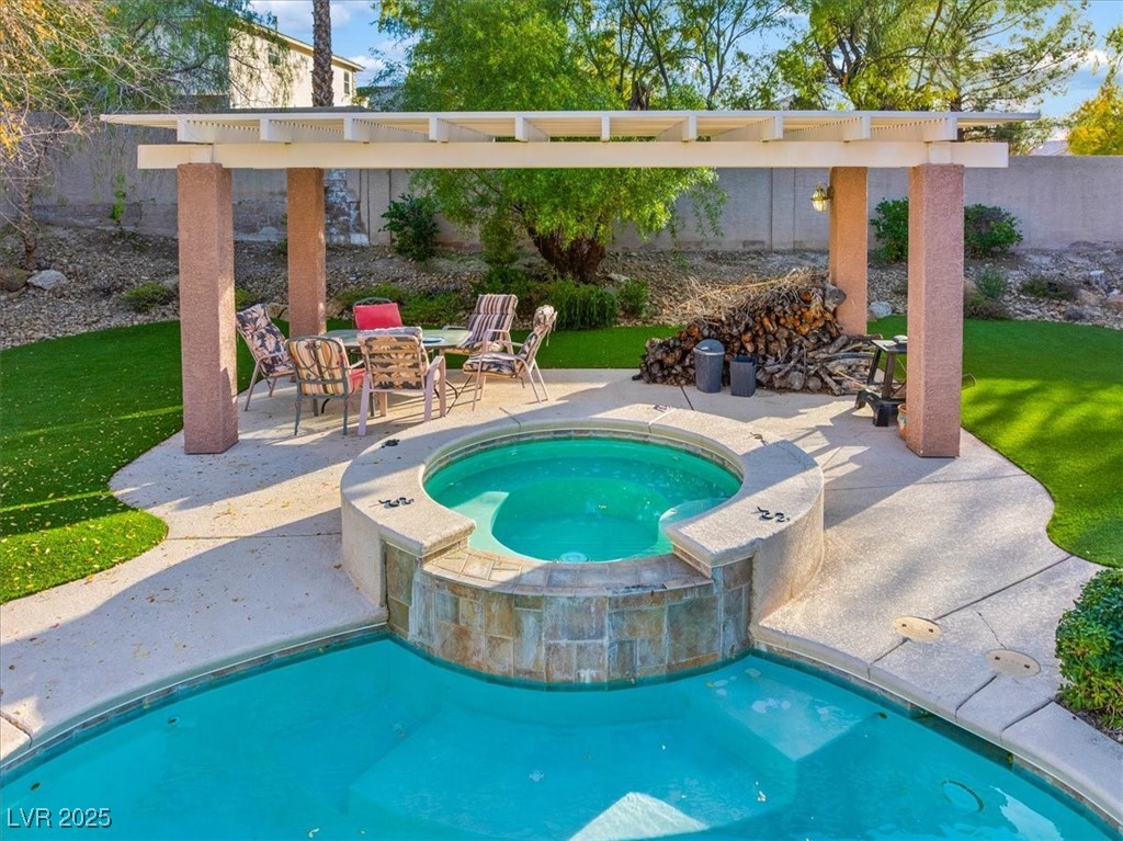 321 Whispering Tree Avenue Las Vegas NV 89183