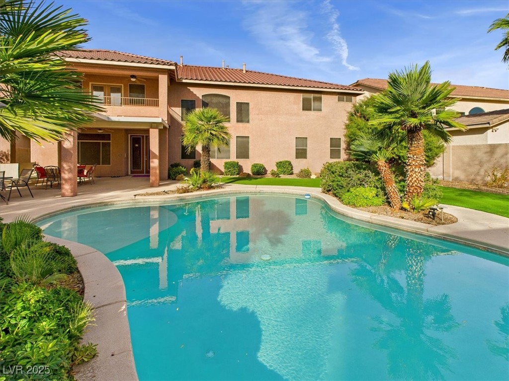 321 Whispering Tree Avenue Las Vegas NV 89183