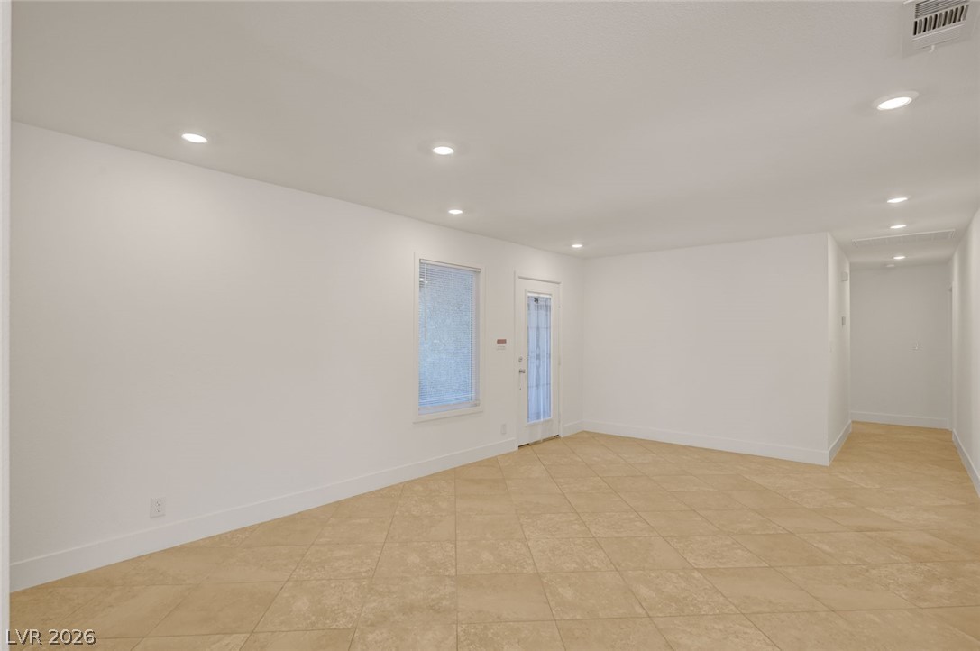 3768 East Russell Road Las Vegas NV 89120