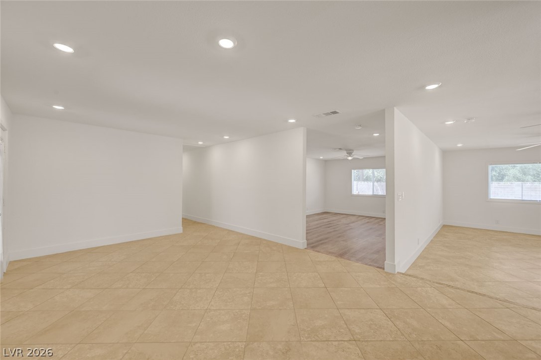 3768 East Russell Road Las Vegas NV 89120