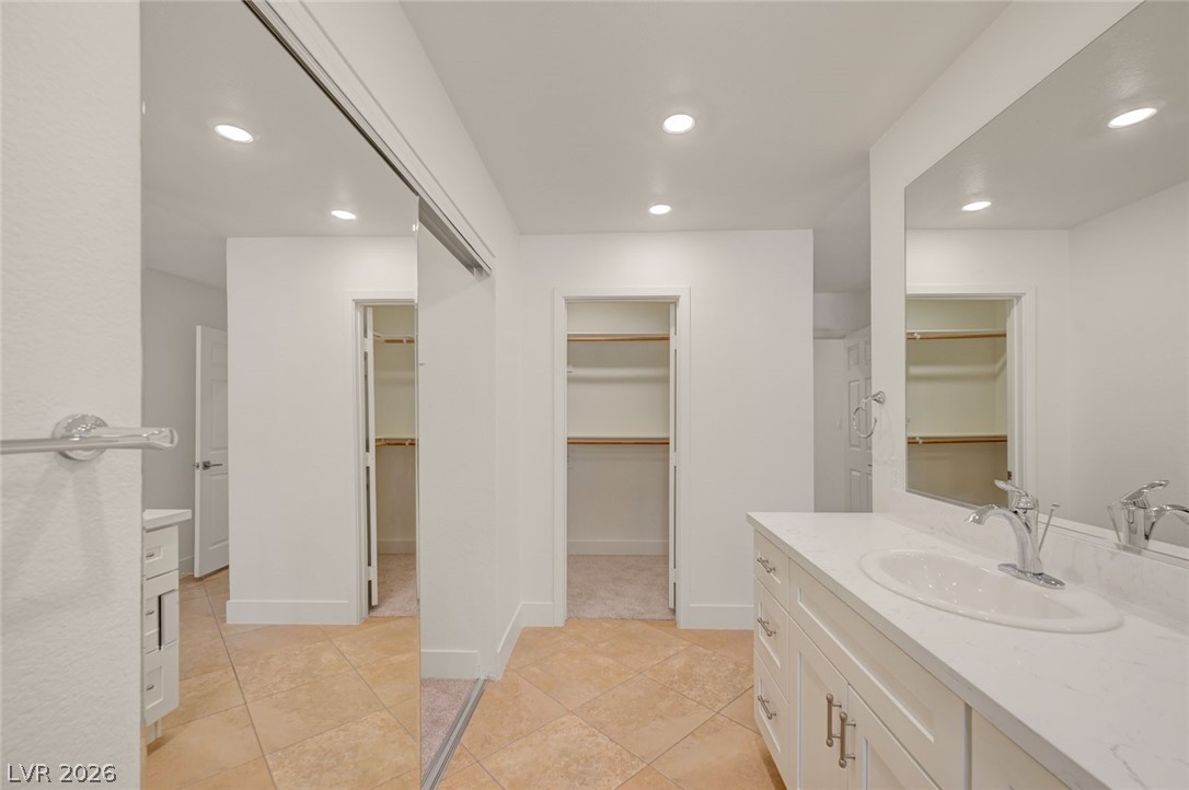 3768 East Russell Road Las Vegas NV 89120