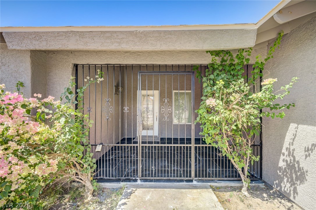 3768 East Russell Road Las Vegas NV 89120