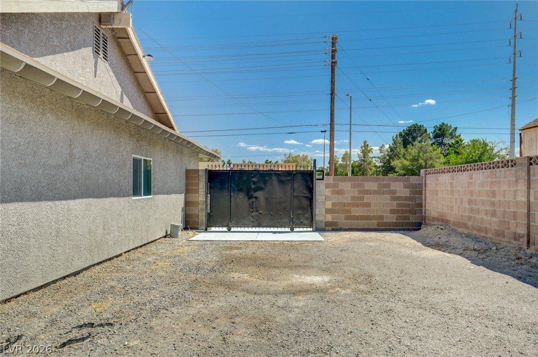 3768 East Russell Road Las Vegas NV 89120