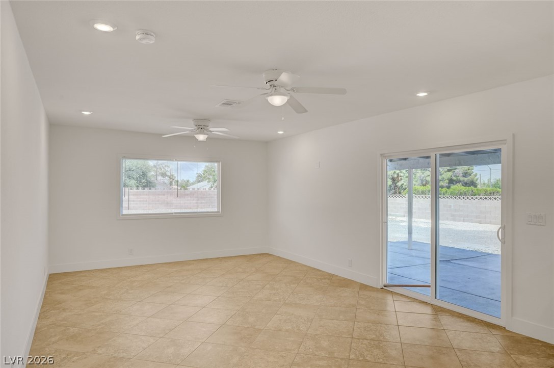 3768 East Russell Road Las Vegas NV 89120