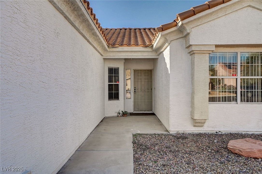 8601 Stone Harbor Avenue Las Vegas NV 89145