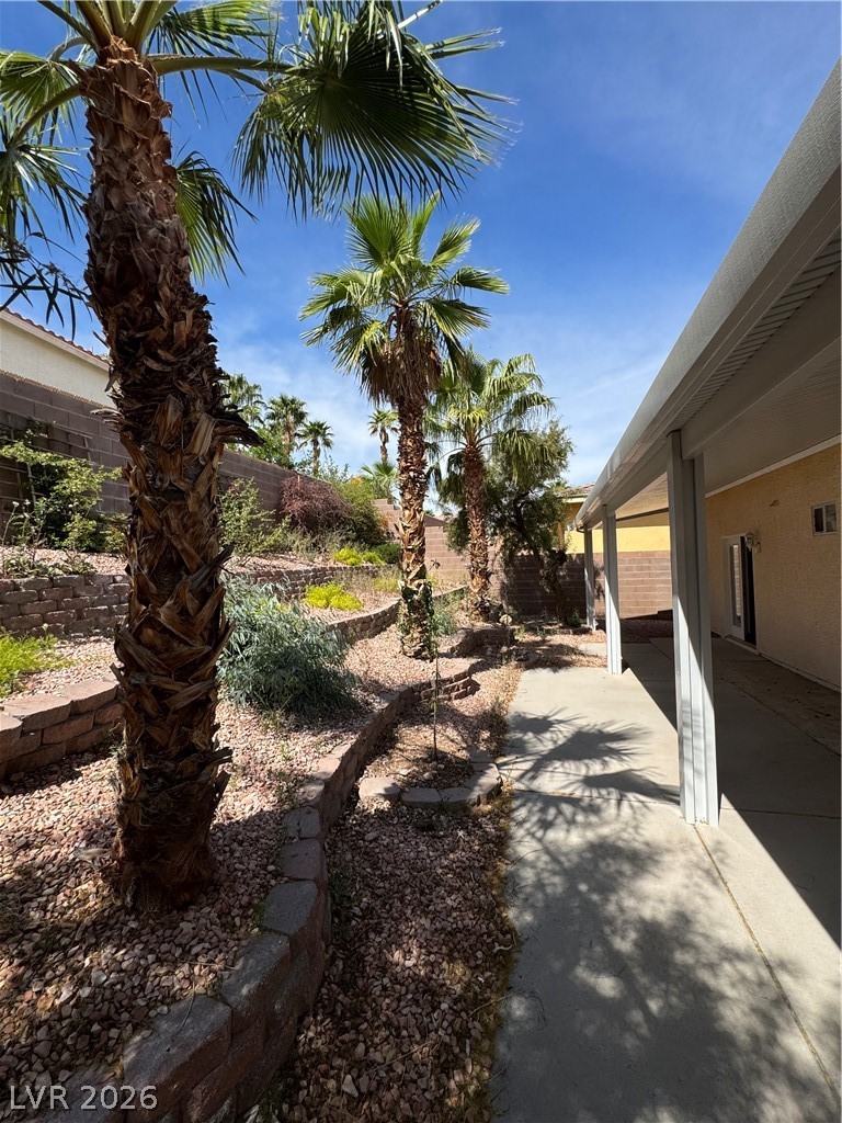 3725 Climbing Rose Street Las Vegas NV 89147