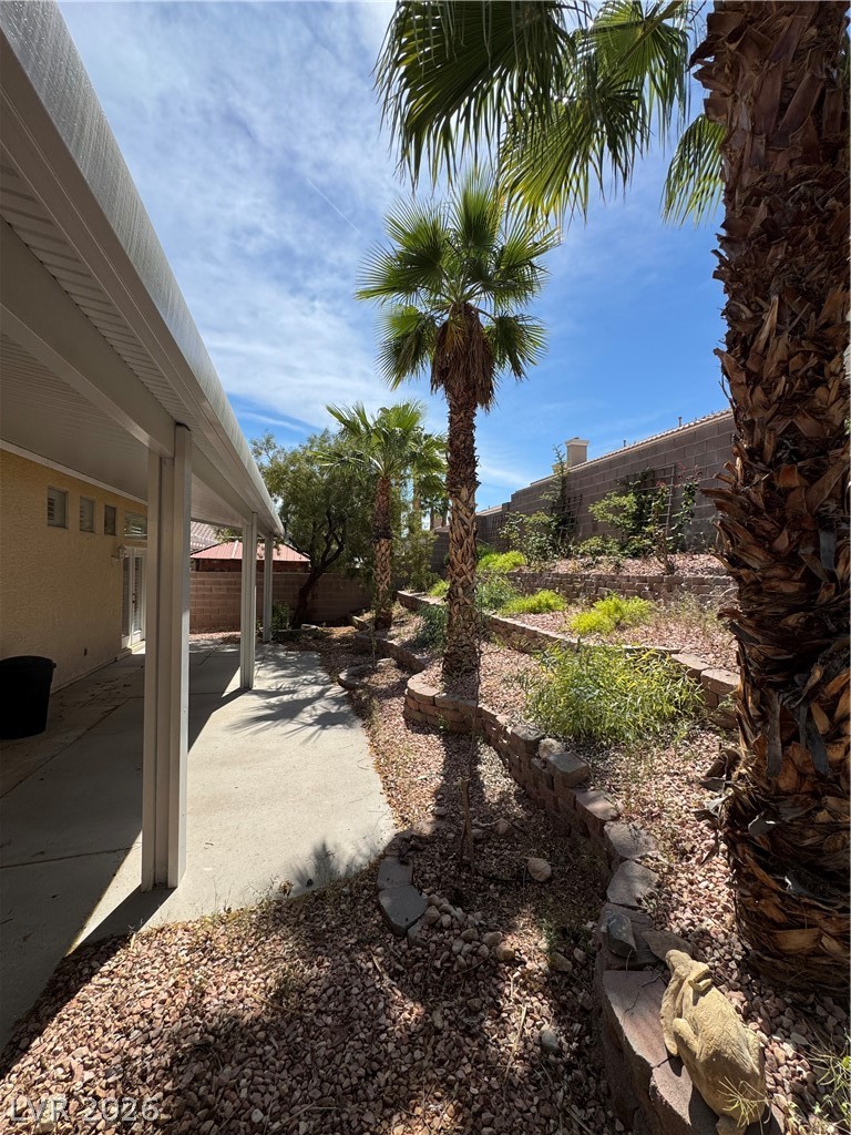 3725 Climbing Rose Street Las Vegas NV 89147