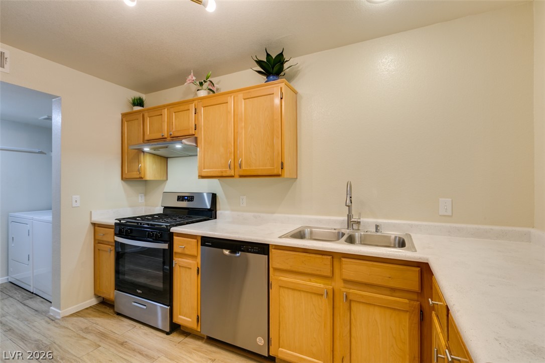 684 Harbor Mist Avenue Henderson NV 89015