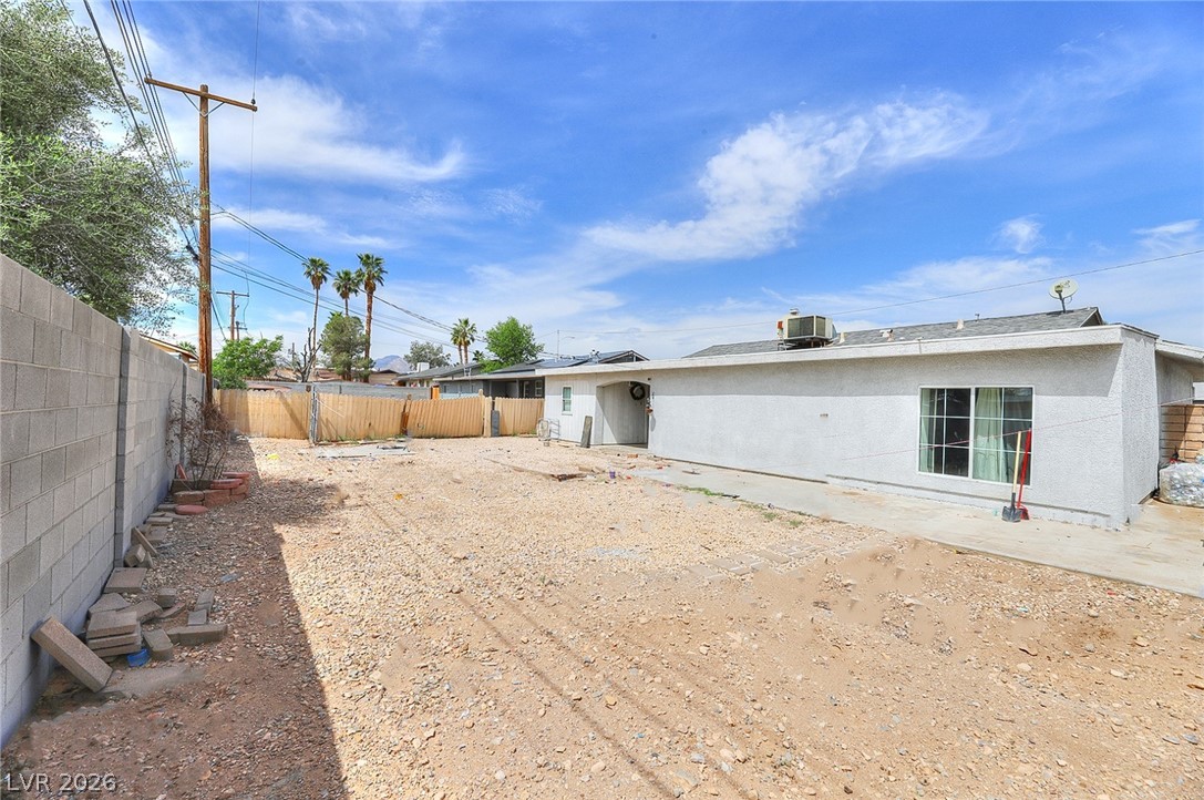 6221 Casada Way Las Vegas NV 89107