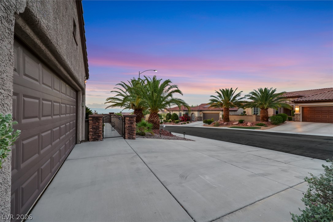 2181 Bliss Corner Street Henderson NV 89044