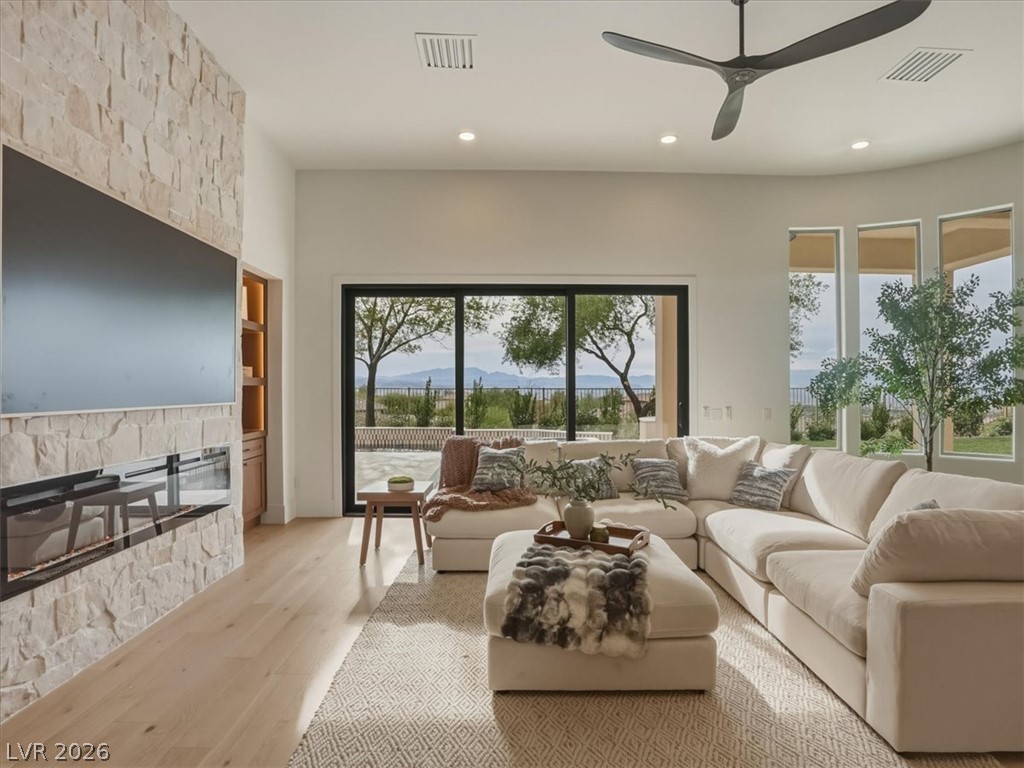 3 Pine Hollow Drive Henderson NV 89052