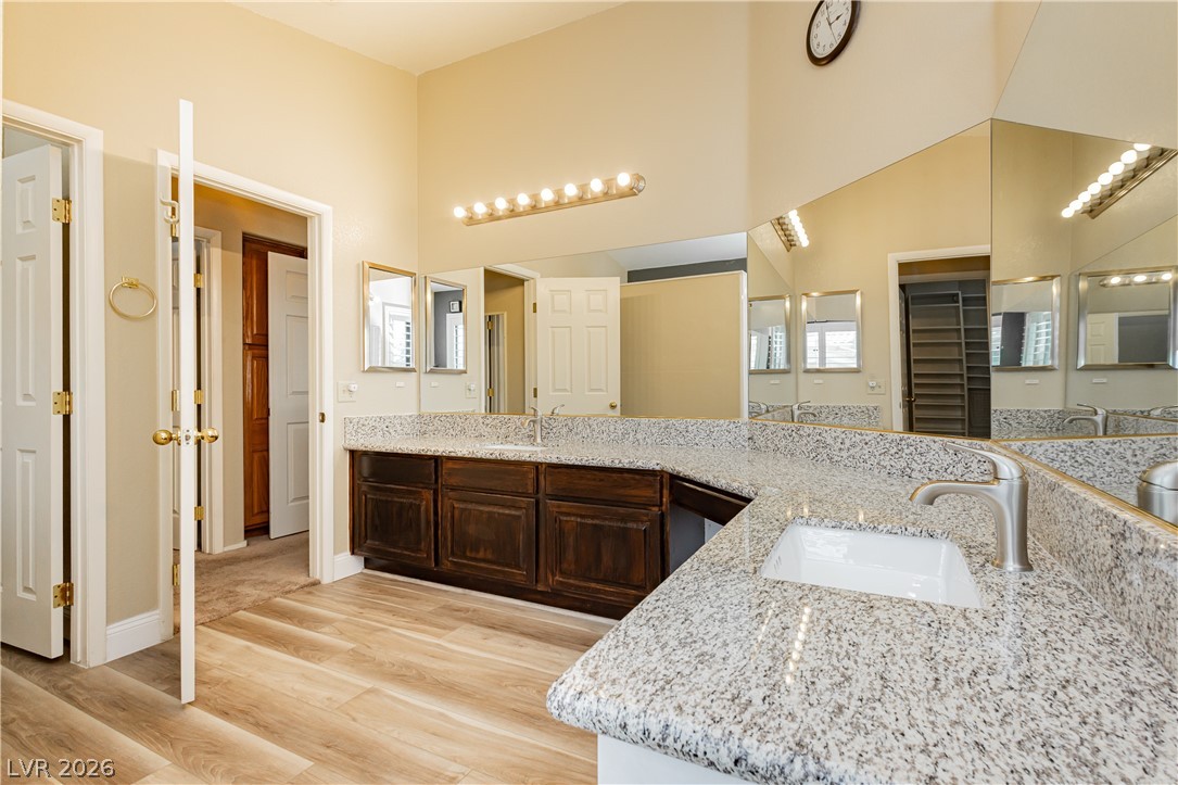 2212 Sapphire Valley Street Las Vegas NV 89128