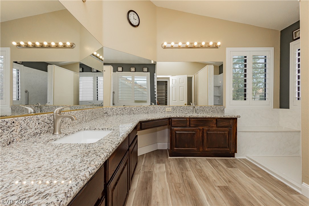 2212 Sapphire Valley Street Las Vegas NV 89128