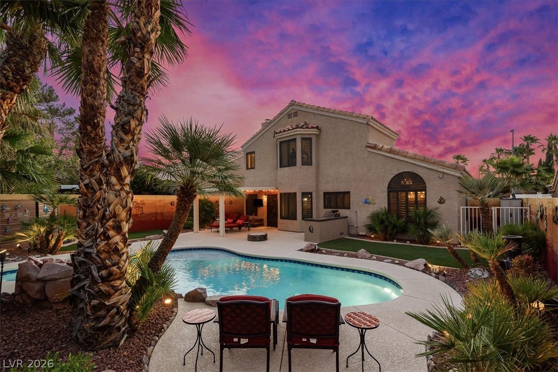 2212 Sapphire Valley Street Las Vegas NV 89128