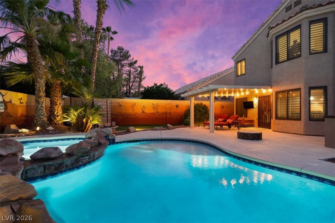 2212 Sapphire Valley Street Las Vegas NV 89128